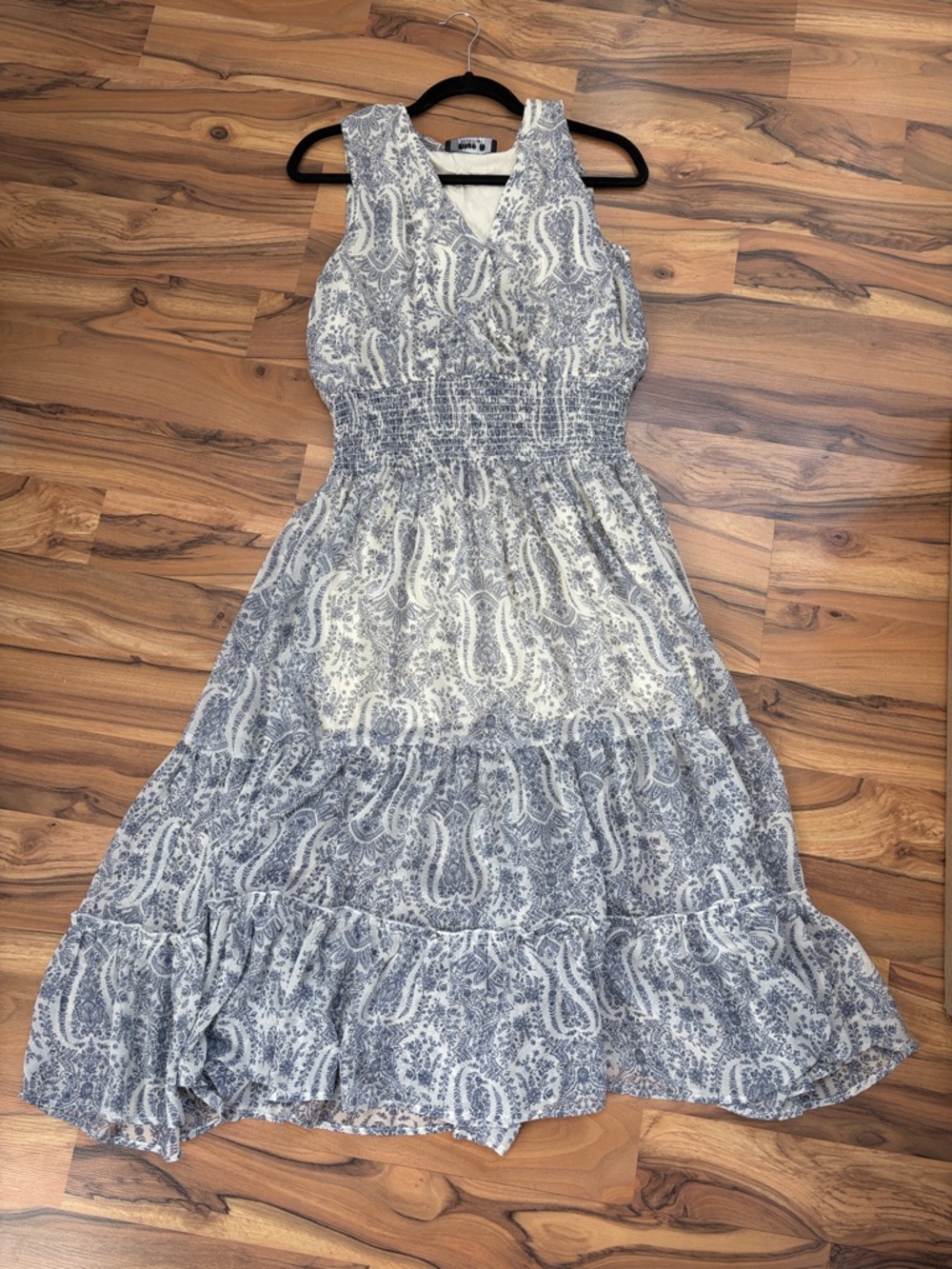 Sleeveless Blue Paisley Maxi Dress - Casual Summer Style